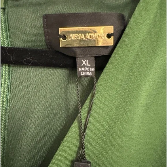 ALEXIA ADMOR NWT $255 Retail Kara Jumpsuit, Size XL, Army Green - Picture 11 of 11